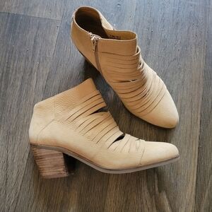 Lucky Brand Womens Zavrina Leather Almond Toe Ankle Boots Size 9.5